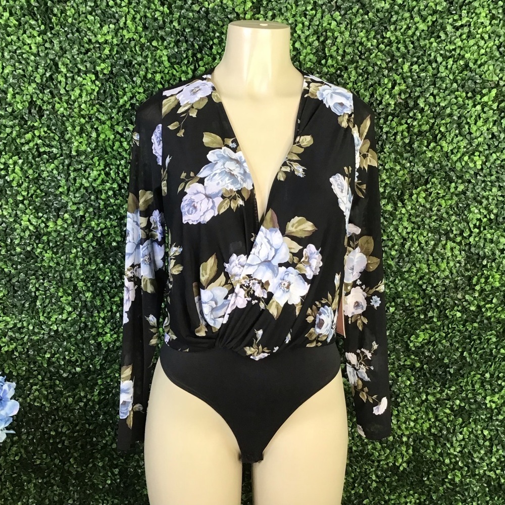 Long sleeve‎ floral bodysuit nwt